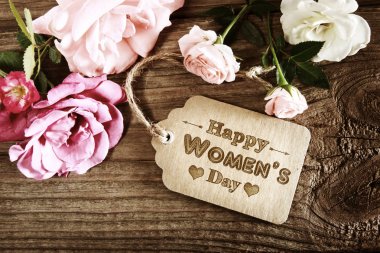 Rustik pembe Güllü kadın günü mesajı