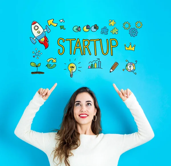Startup with young woman looking upwards — Stock Photo, Image