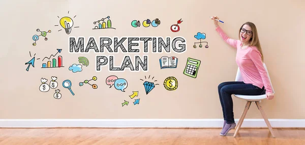 Plano de Marketing com uma jovem mulher segurando uma caneta — Fotografia de Stock