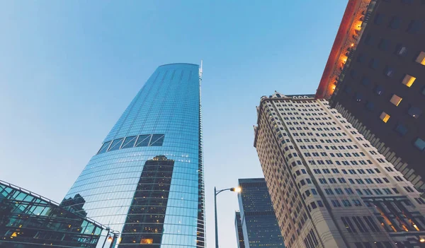 Looking up at skyscrapers in LA — Stock Photo, Image