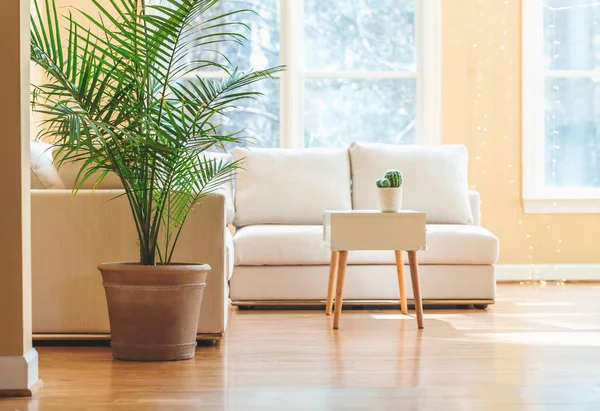 White couch in a large luxury home — Stock Photo, Image