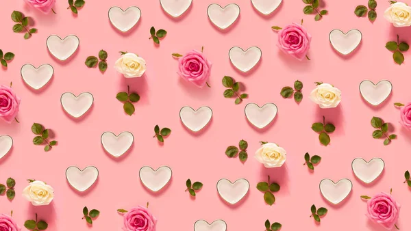 Pink roses and hearts — Stock Photo, Image