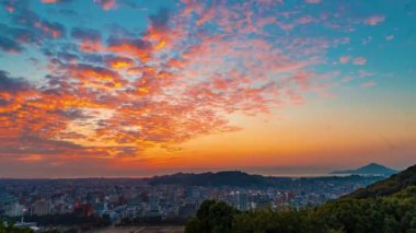 Günbatımı Matsuyama, Japonya hızlandırılmış