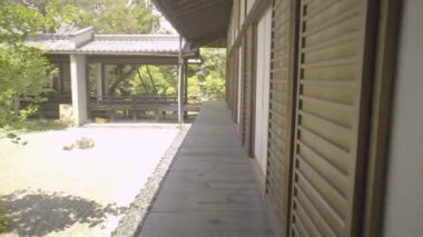 Japon bir tapınak ile POV Tur