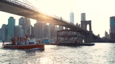 Doğu Nehri NY Brooklyn Köprüsü