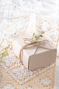 Küçük el hediye kutusu yapımı