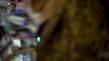 Meşgul bir kavşak Matsuyama, Japonya'da kişi arası