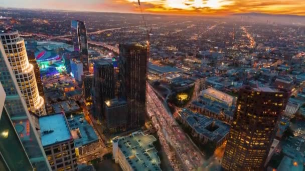 Crepúsculo lapso de tiempo del centro de Los Ángeles desde lo alto — Vídeos de Stock