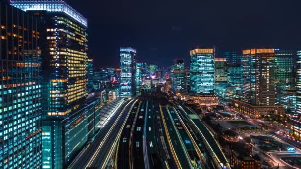 Ніч на день сповільненої зйомки вище станції Токіо — стокове відео