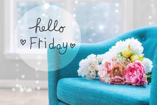 Bonjour vendredi message avec bouquets de fleurs avec chaise — Photo