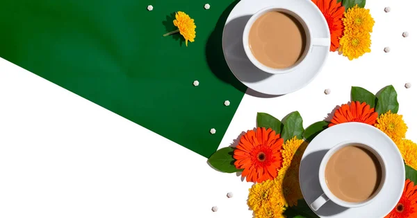 Tema de flor de outono com café — Fotografia de Stock