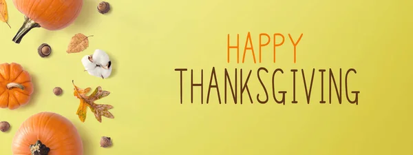 Mensaje de Acción de Gracias con calabazas de otoño — Foto de Stock