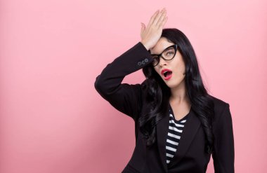 Genç kadın bir hata yapıyor