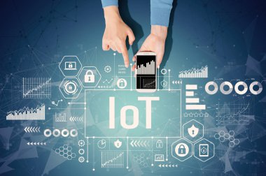 Akıllı telefon kullanan kişi ile tema yok