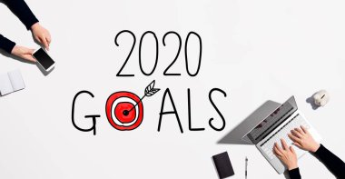 2020 hedef kavramı ve birlikte çalışan insanlar.
