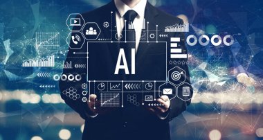 İş adamının elinde tablet tutması kavramı