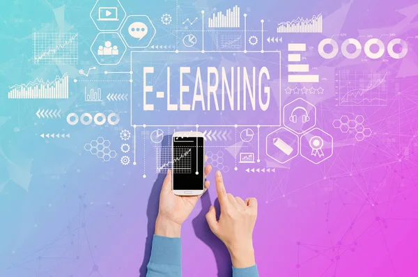E-learning concept with person using a smartphone — Stock Photo, Image