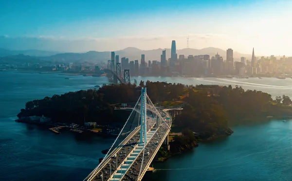 Luftaufnahme der Bay Bridge in San Francisco — Stockfoto