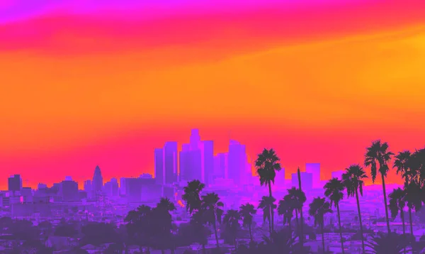 Downtown Los Angeles skyline at sunset 1980s retro style — Stock Photo, Image