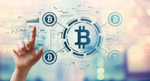 Elle düğmeye basılı Bitcoin teması