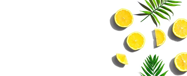 Świeże żółte cytryny nad głową widok — Zdjęcie stockowe