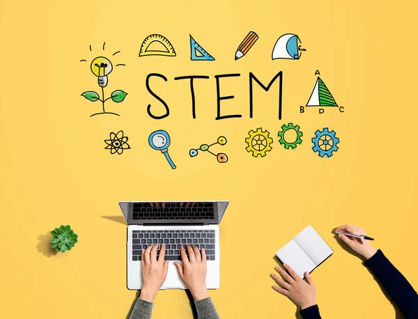 STEM with people working together — Stockfoto