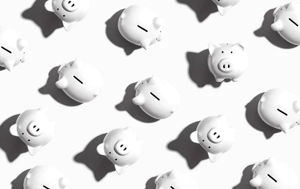 Biała świnka banki nad głową widok — Zdjęcie stockowe
