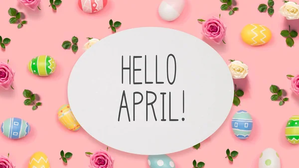 Hola mensaje de abril con huevos de Pascua — Foto de Stock