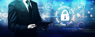 İş adamıyla internet ağı güvenliği kavramı