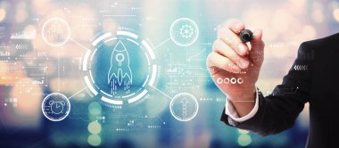 İş adamlarıyla hızlı büyüme kavramı