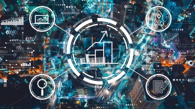 Geceleri Tokyo 'nun hava manzaralı iş büyümesi analizi