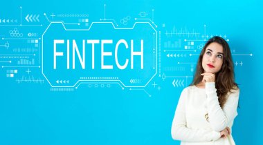 Genç kadınla Fintech konsepti