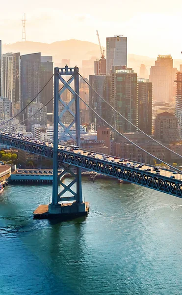 San Francisco 'da Bay Köprüsü 'nün havadan görünümü — Stok fotoğraf