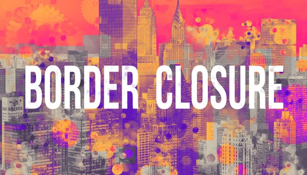 Border Closure Theme with the New York City skyline — Stock Photo, Image