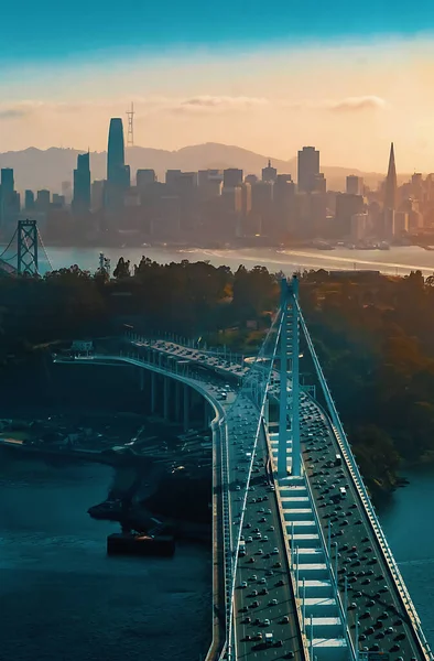 Flygvy över Bay Bridge i San Francisco — Stockfoto