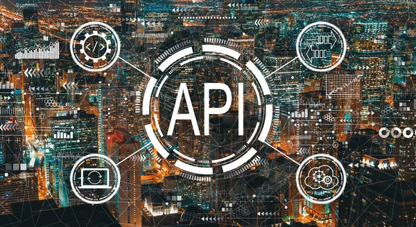 API - conceito de interface de programação de aplicativos com arranha-céus do centro de Chicago — Fotografia de Stock