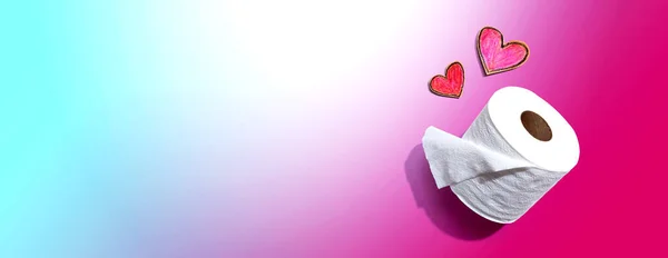 Туалетная бумага с сердцем — стоковое фото