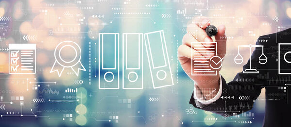 Комплаенс тема с бизнесменом