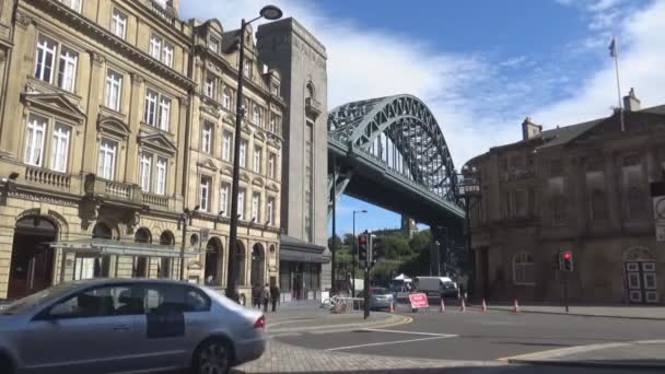 Rua e ponte — Vídeo de Stock