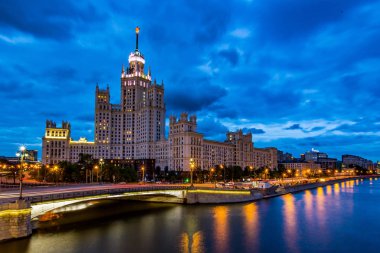 kotelnicheskaya dolgu binası