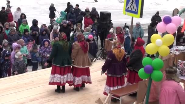 Maslenitsa Mass Festiviteiten Het Zien Van Winter — Stockvideo