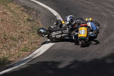 Sidecar hızını düşür