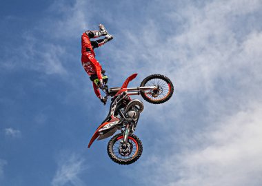 Freestyle motocross