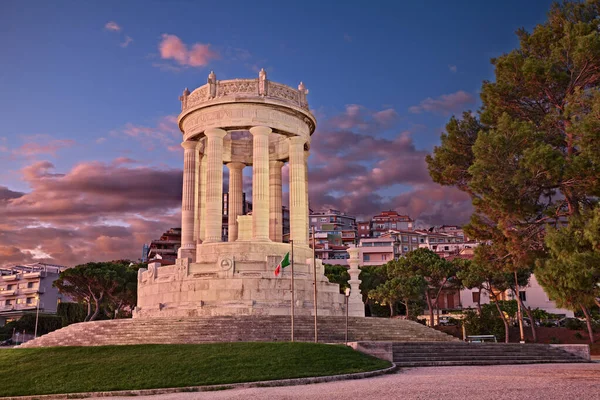 Ancona Marche Itália Vista Alvorecer Guerra Memorial Monumento Circular 1930 — Fotografia de Stock