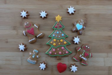 Gingerbread çerezleri Noel bekliyor