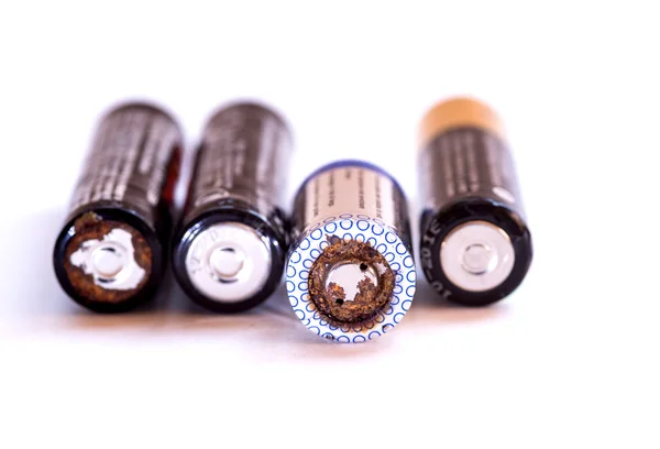 A használt akkumulátorokat eldobható csatorna újrahasznosítás — Stock Fotó