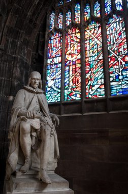 Humphrey Chetham, Manchester Cathedral heykeli