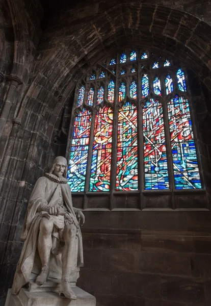 Estatua de Humphrey Chetham, Catedral de Manchester —  Fotos de Stock