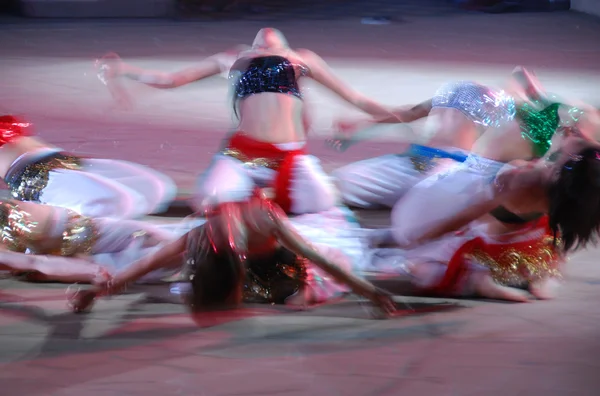 Female dancers on stage — Stock Photo, Image