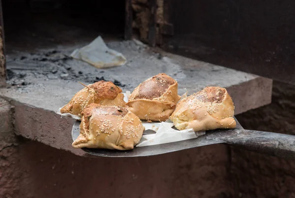 Kıbrıs Paskalya peynirli börek Flaounes — Stok fotoğraf